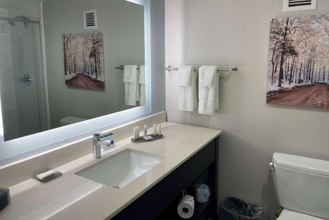 Hotel La Quinta By Wyndham Jonesboro Esterno foto
