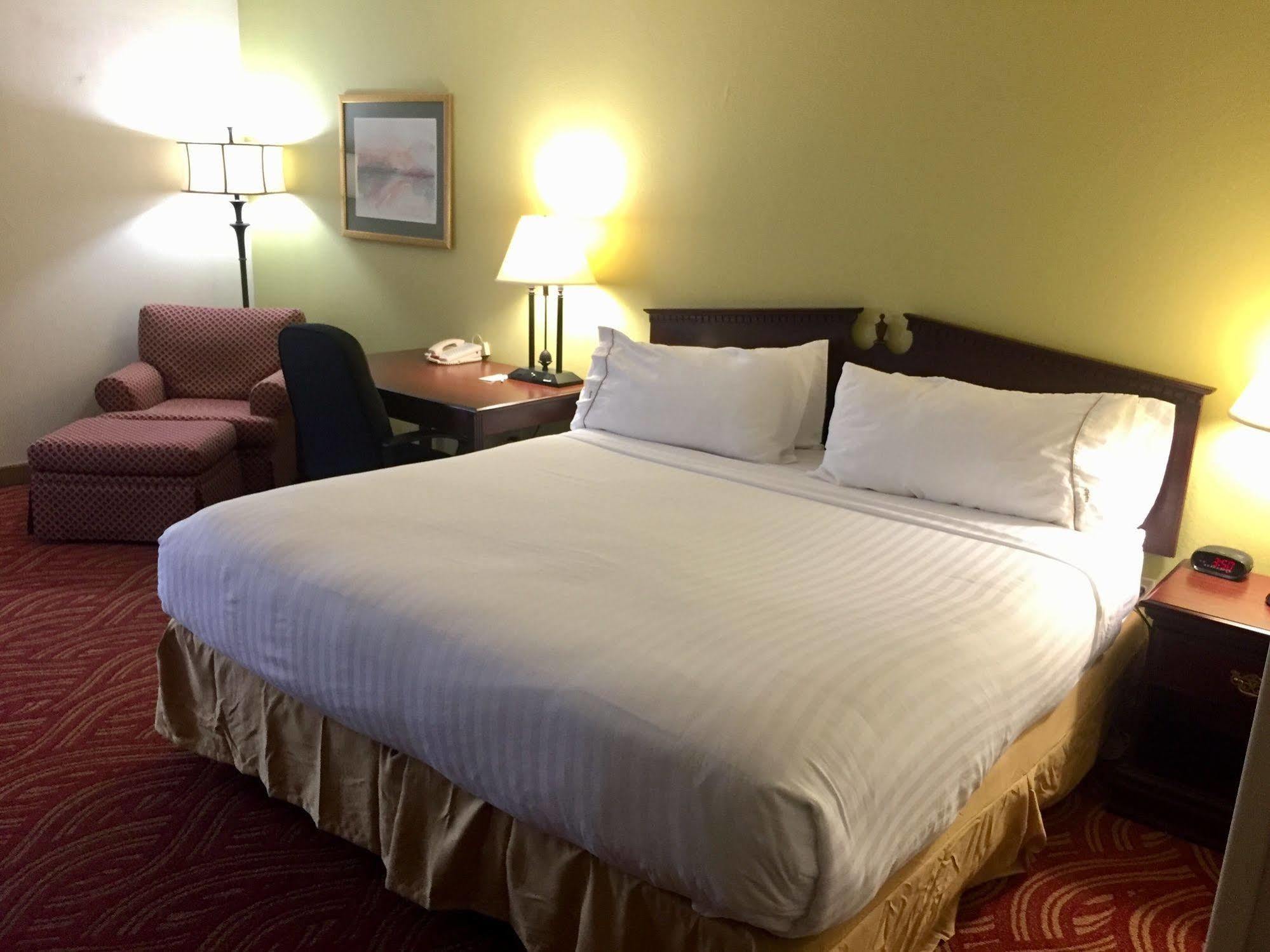 Hotel La Quinta By Wyndham Jonesboro Esterno foto